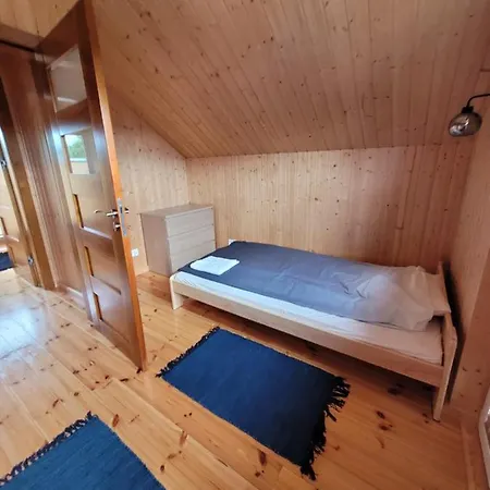 Nowy Drewniany Tu Mi Dobrze W Lubkowie Z Plaza Holiday home *
