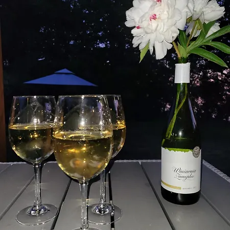 Nowy Drewniany Tu Mi Dobrze W Lubkowie Z Plaza