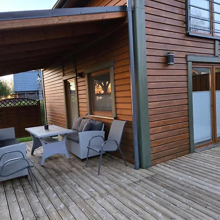 Nowy Drewniany Tu Mi Dobrze W Lubkowie Z Plaza Holiday home *
