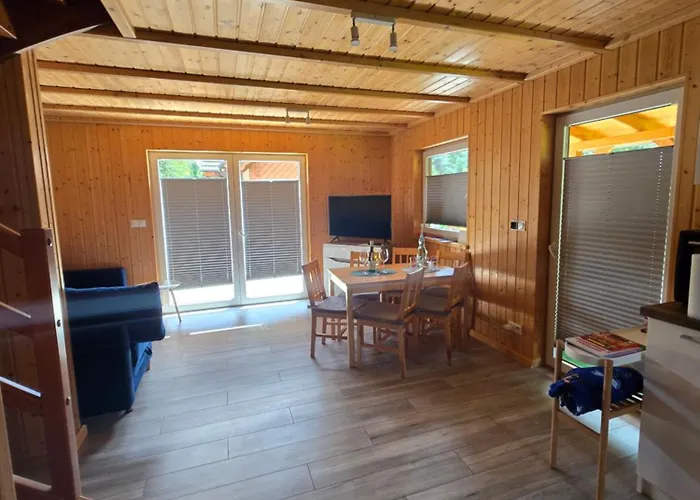 Nowy Drewniany Tu Mi Dobrze W Lubkowie Z Plaza Lubkowo